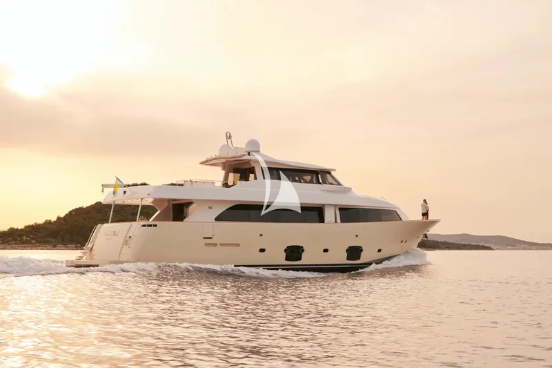 FERRETTI, on deck 6