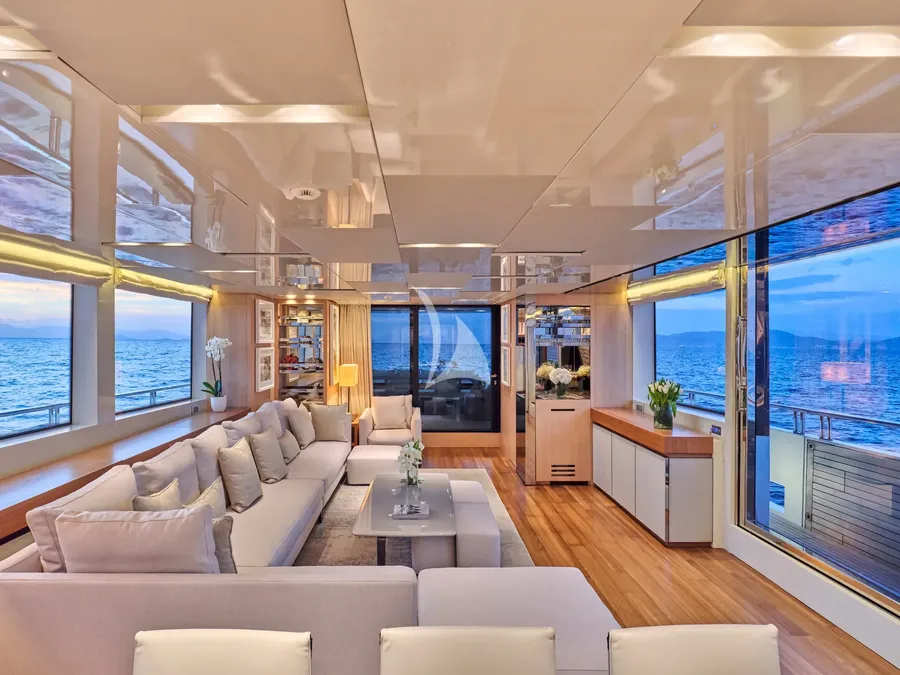 GOLDEN YACHT, photos 6