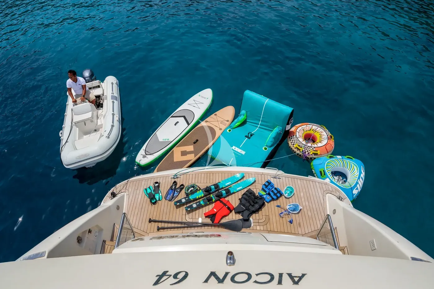 GEORGE V, watertoys 2