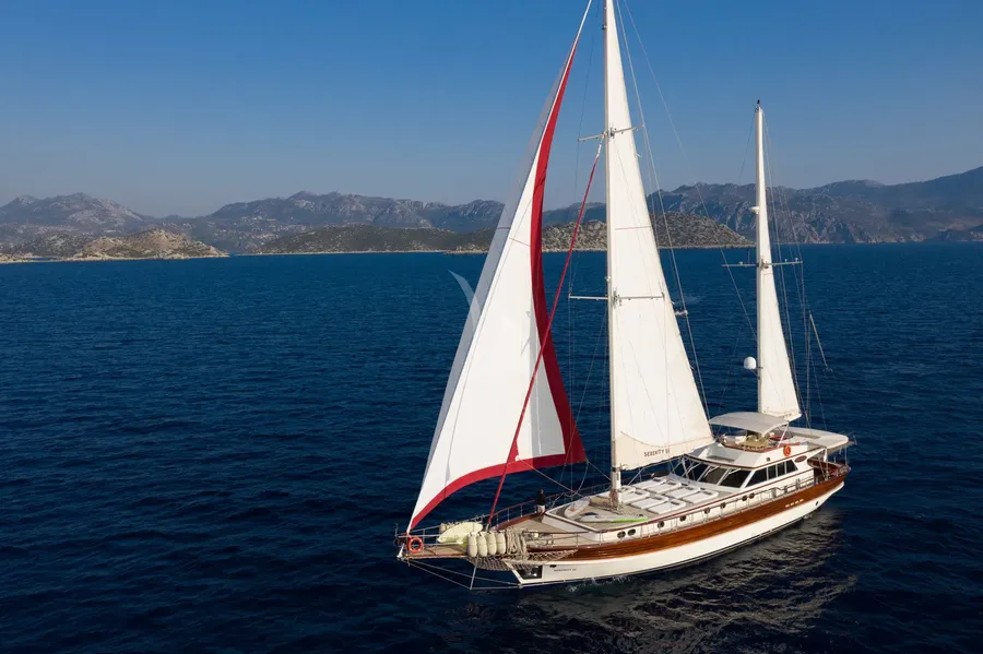 SERENITY 86, photos 4