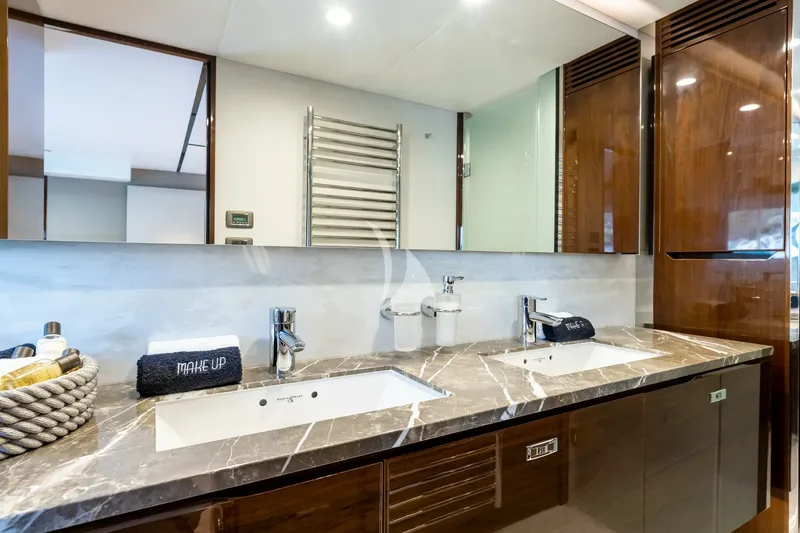 VISTA, cabins 5