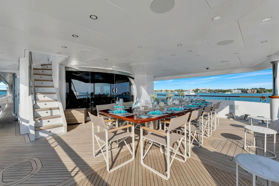 SWEET CAROLINE II, photos 1