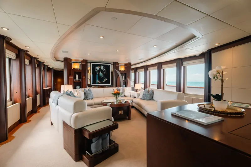 DE LISLE III, inside 6