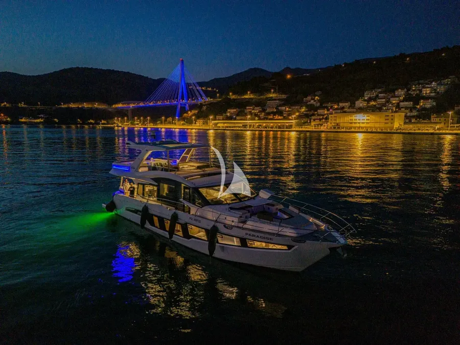 PARADISE, photos 3