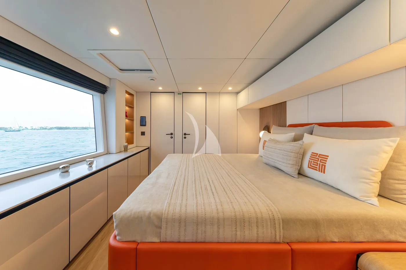 BELLDIA, cabins 2