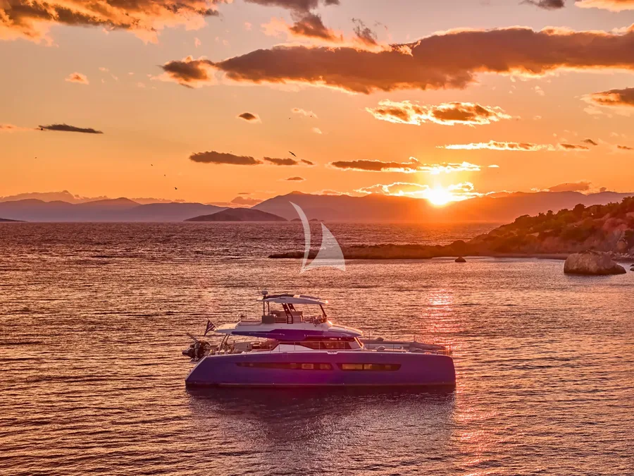 MAJESTY OF GREECE, photos 3