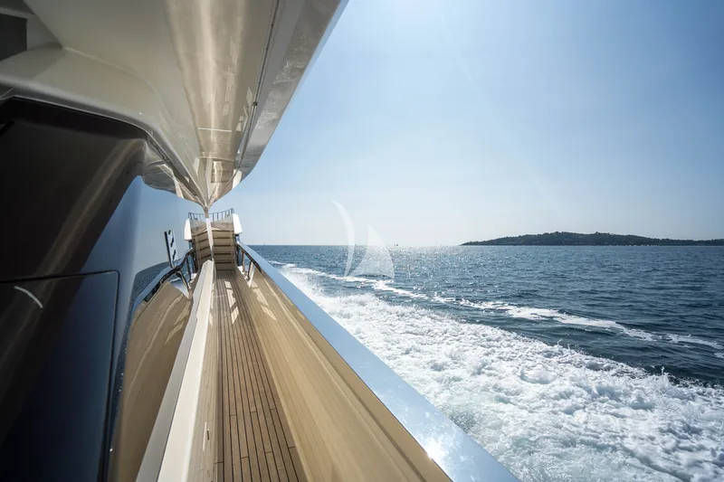 DADDY'S DREAM 2, on deck 5