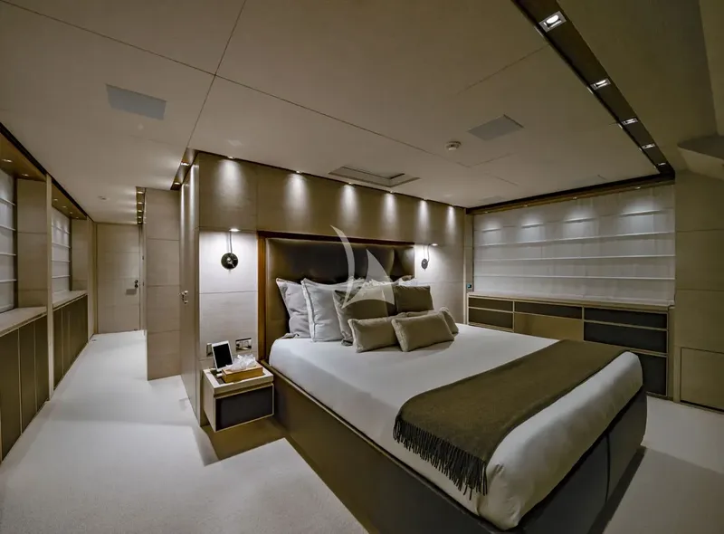 ANYTHING GOES V, cabins 2