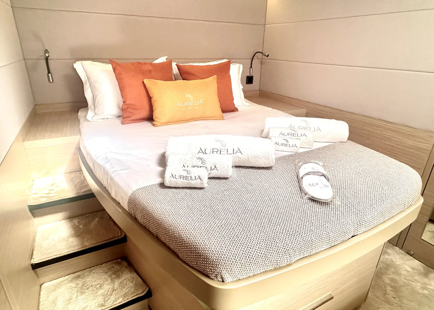 AURELIA, cabins 1