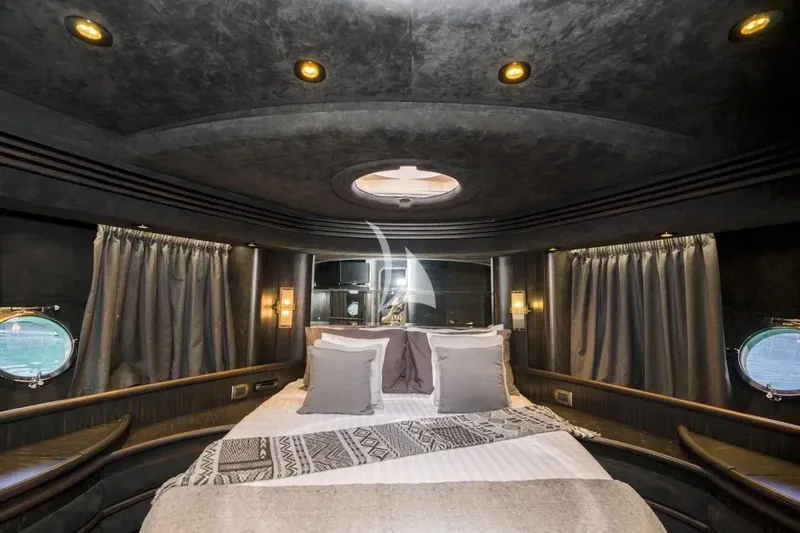 MEDUSA, cabins 5