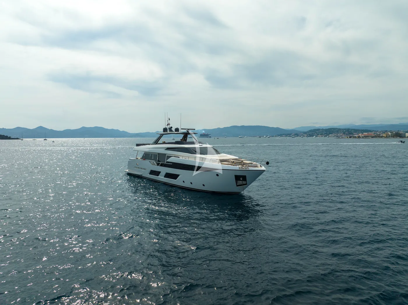ASTONSEA (EX NINETEEN 42), photos 1