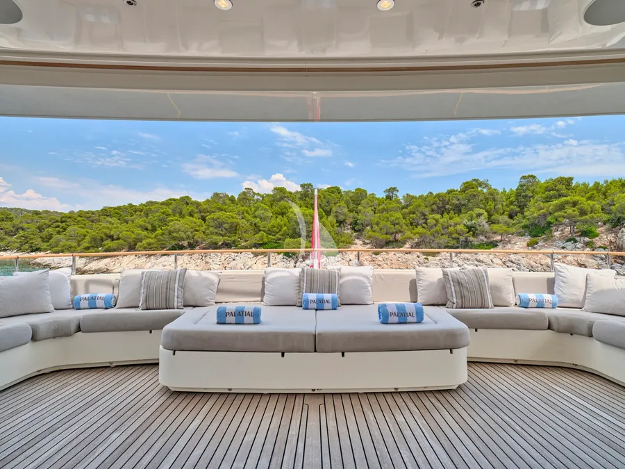 PALATIAL, photos 1