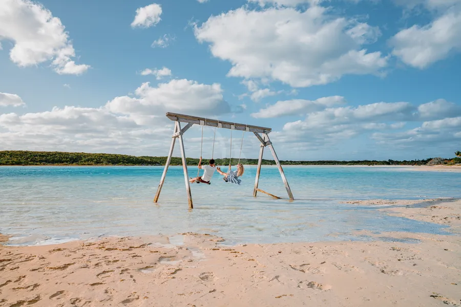 BEACHFRONT II, photos 3