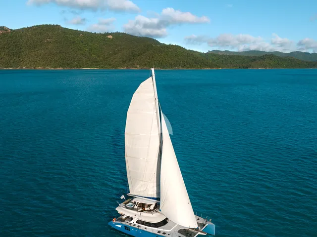 S/Y FENG