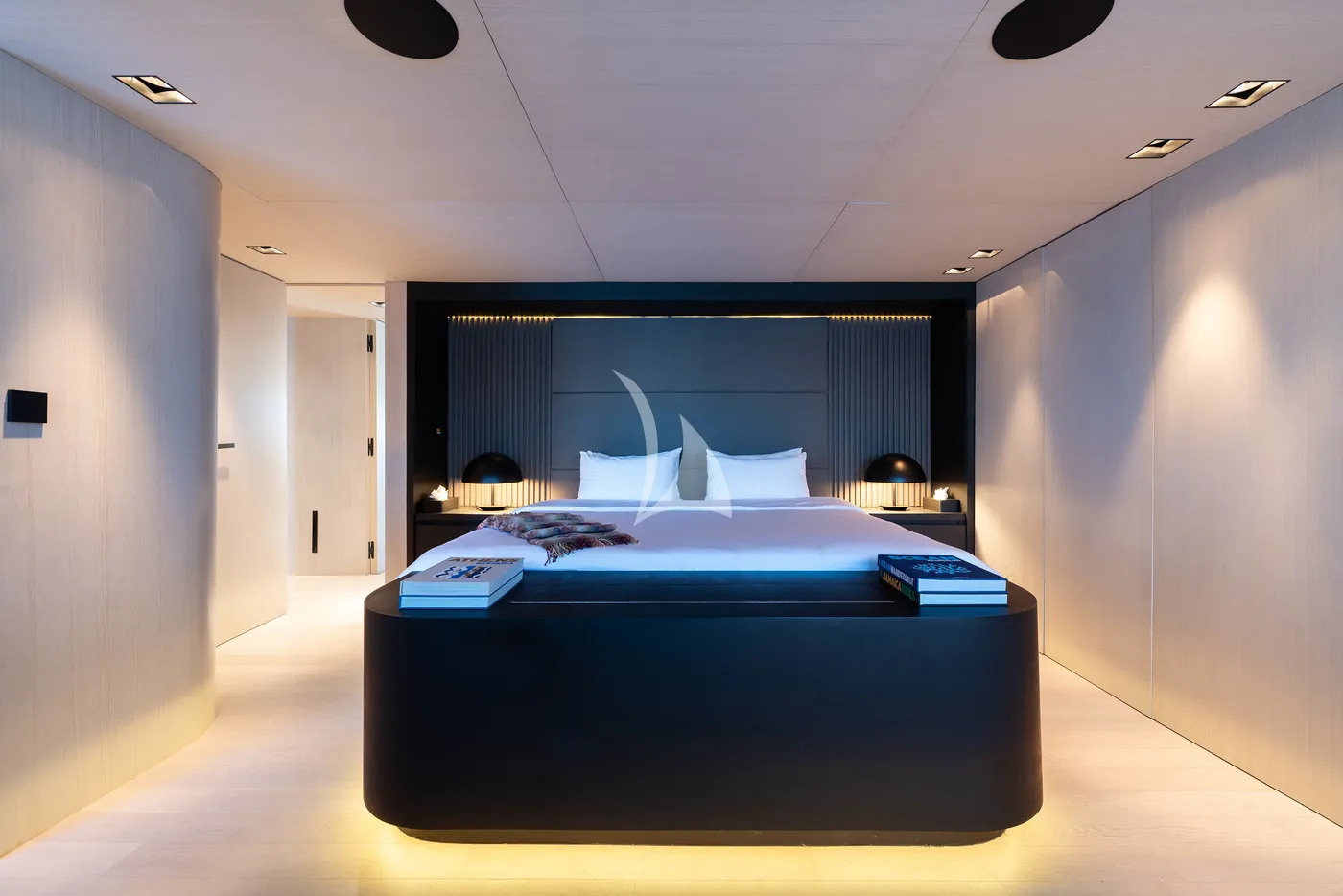 FUNKY CHOICE, cabins 2