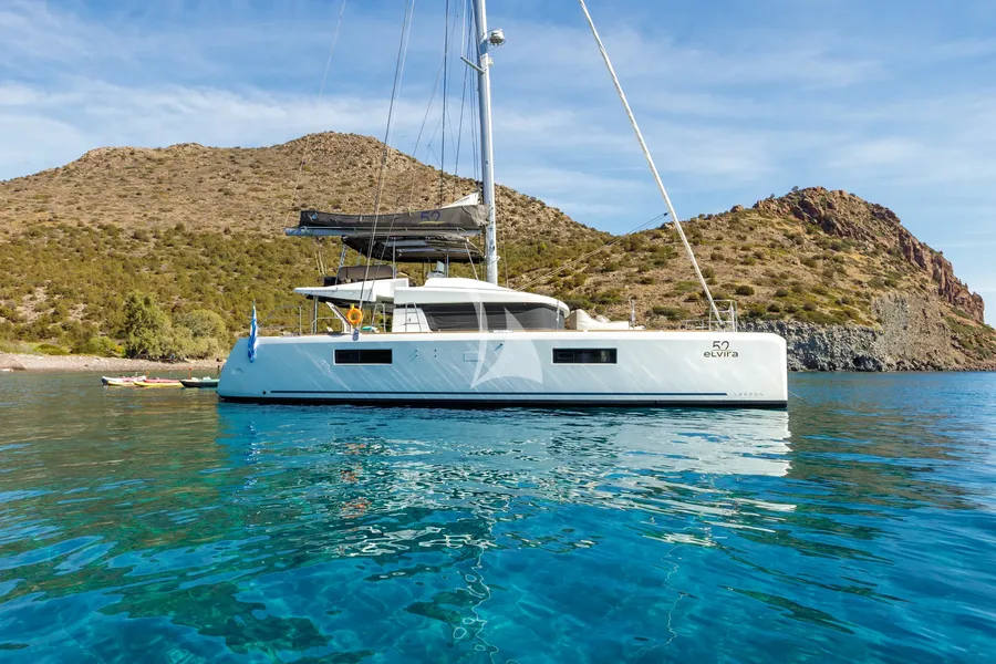 ELVIRA 52, photos 3