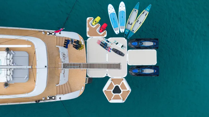 M/S AURUM SKY, watertoys 4