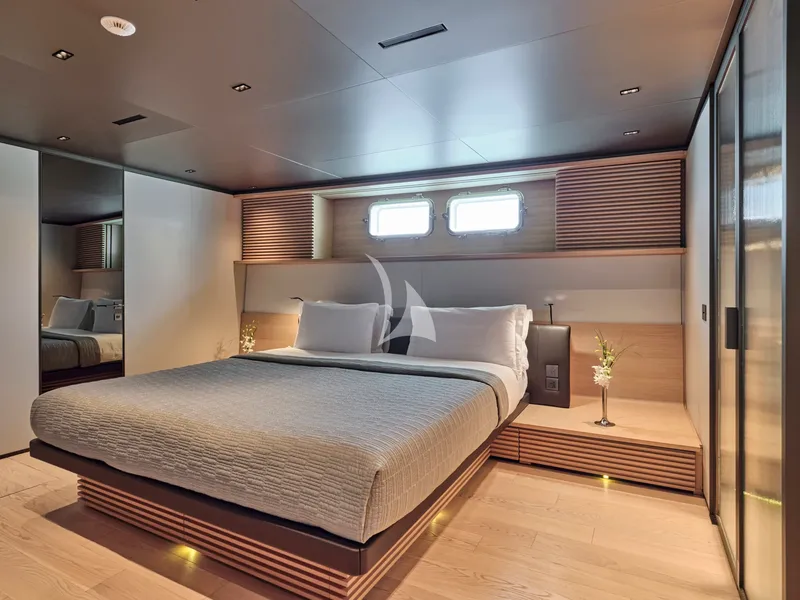 BESTIA, cabins 2