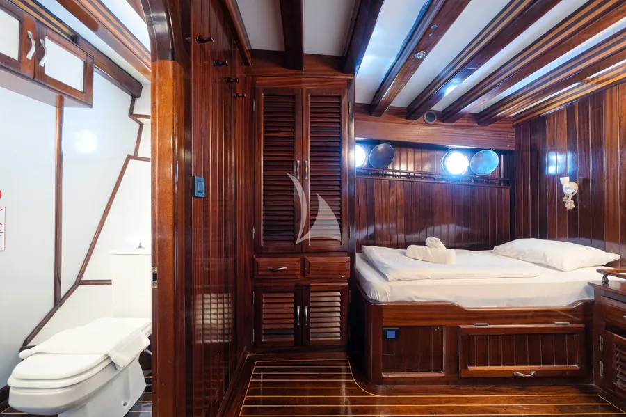 THALASSA, photos 3