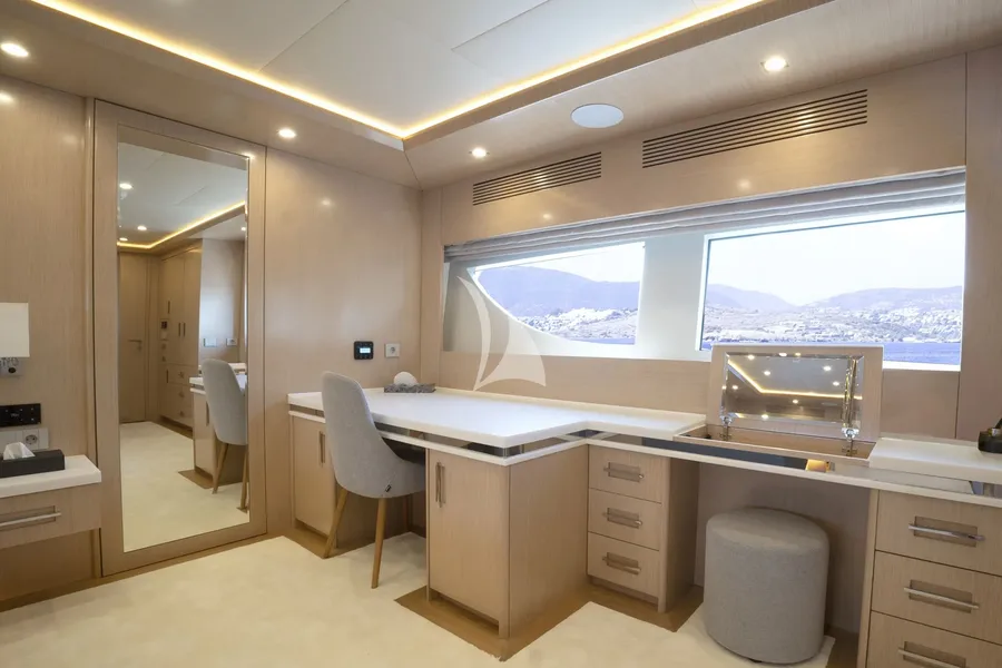 PRINCESS MELDA, photos 6