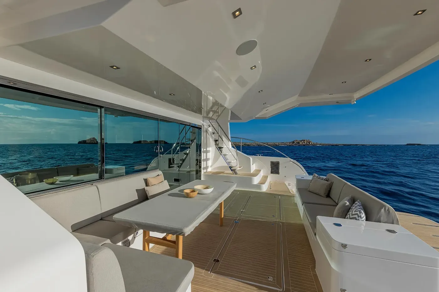 SILENT DREAM, on deck 1