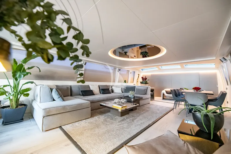 EVA, inside 6