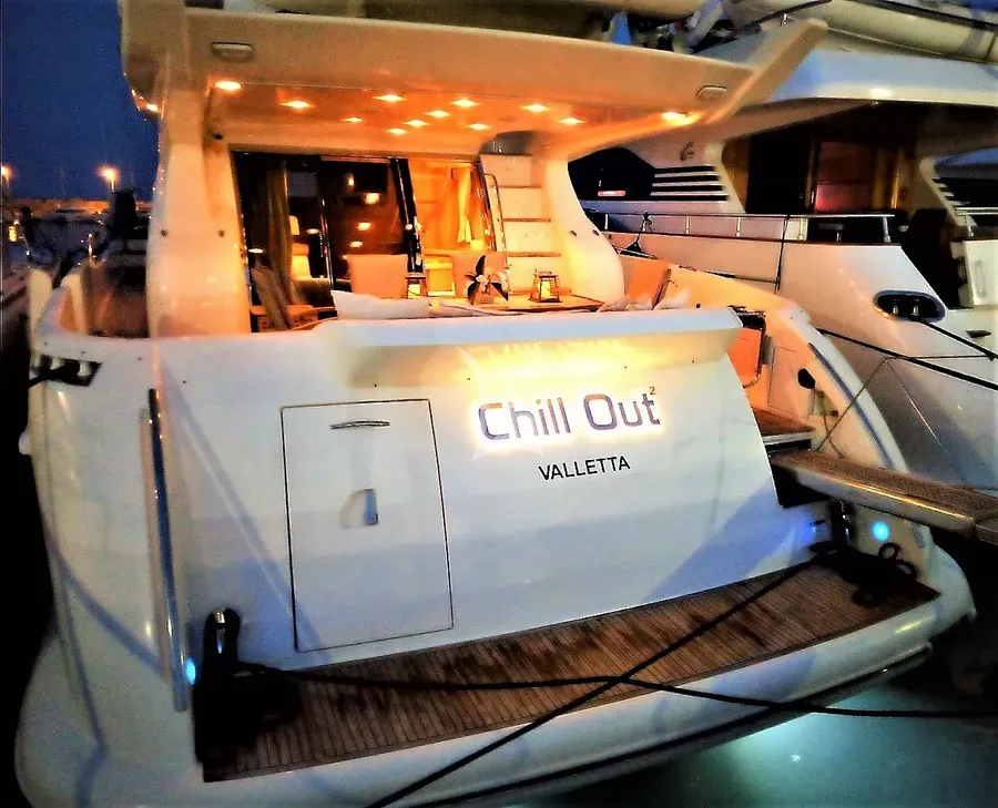CHILL OUT II, photos 1