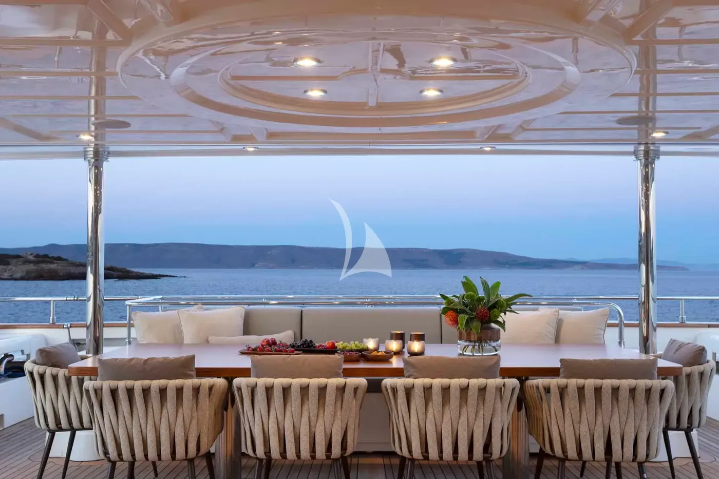 PARADISE, on deck 2