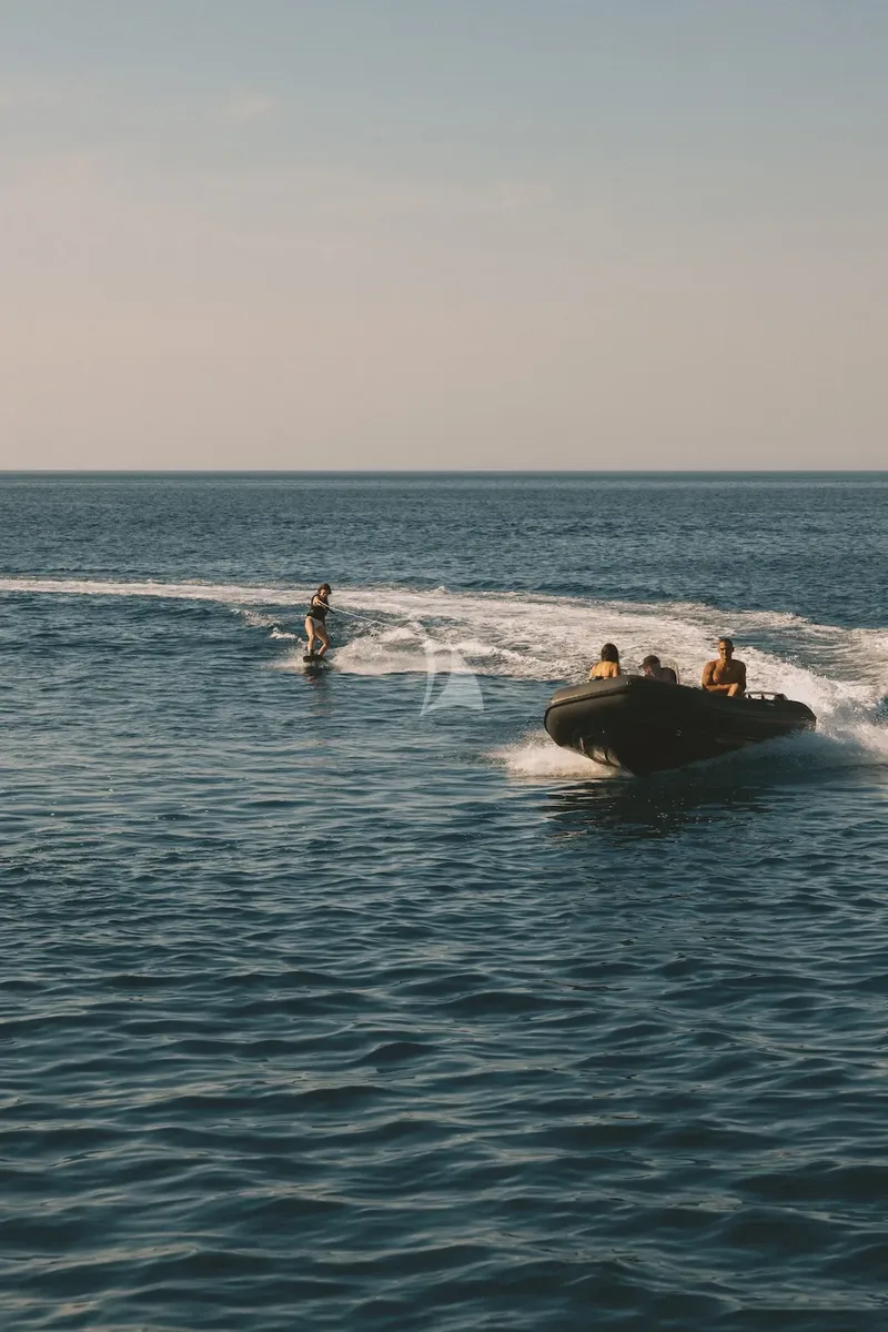 RAY, watertoys 3