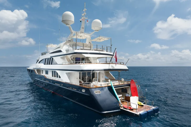 COME PRIMA, on deck 3