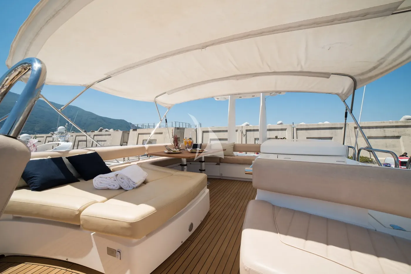 ASKIM 3, on deck 2