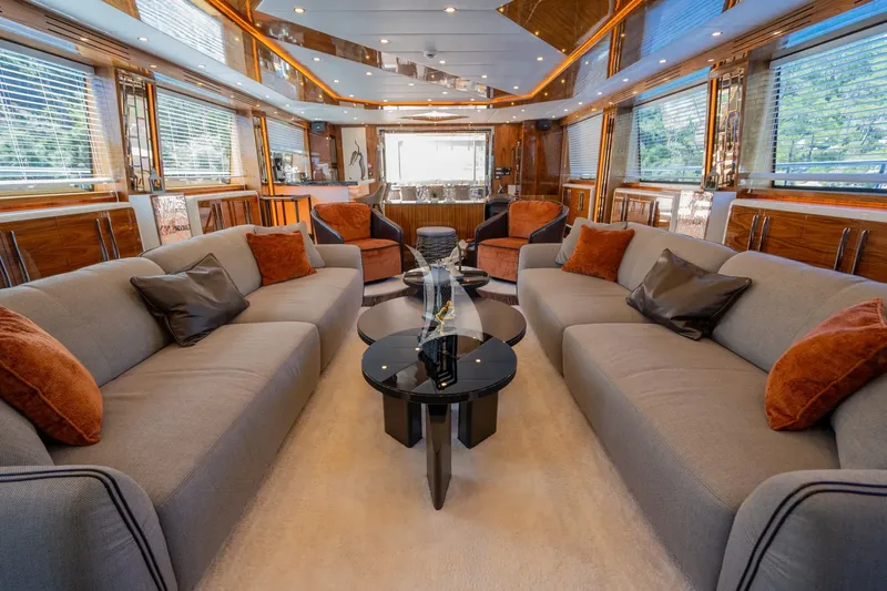 LONG ISLAND, inside 6