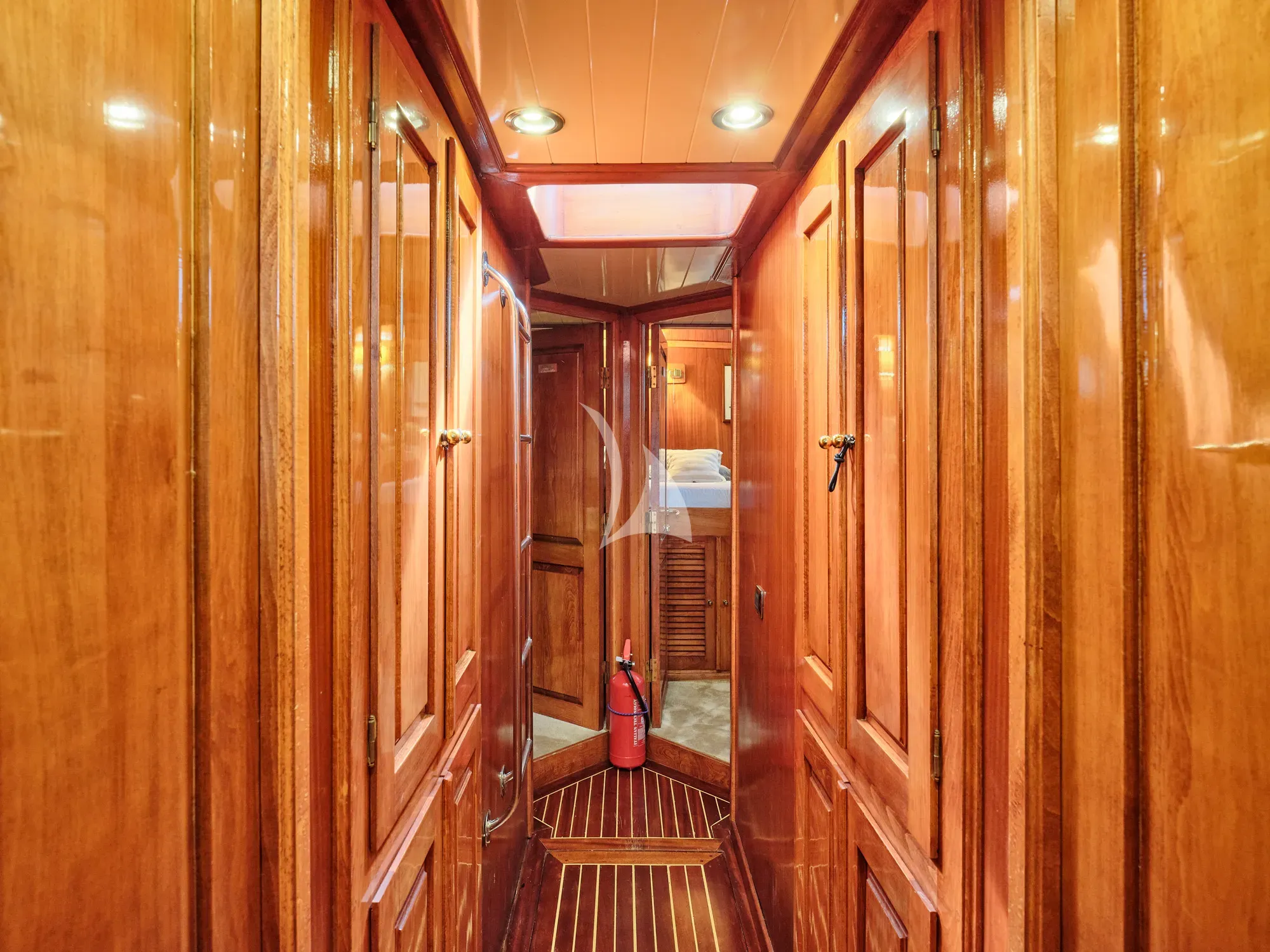 Cabin photo 1