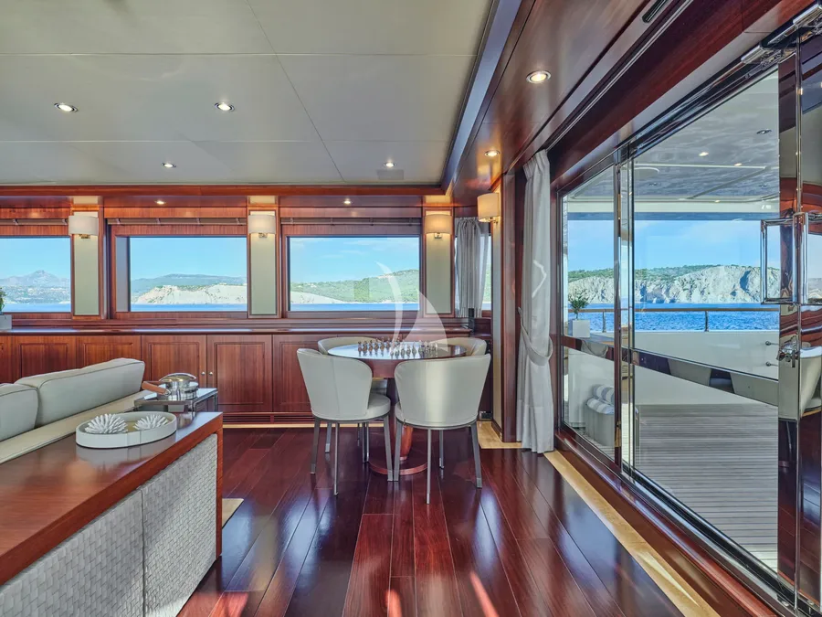 PALATIAL, photos 1