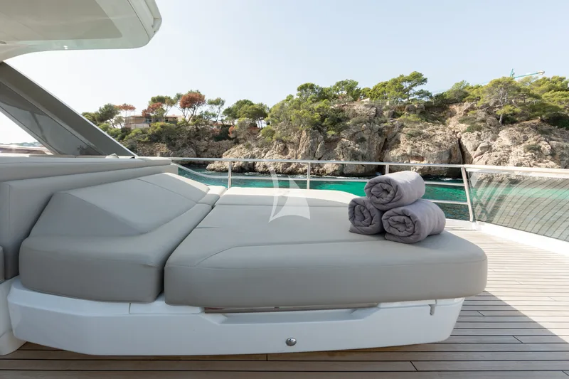 MIO BARCO, inside 6