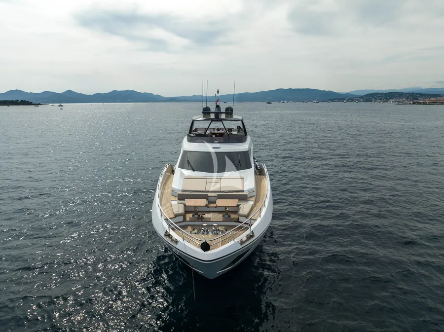 ASTONSEA (EX NINETEEN 42), photos 1