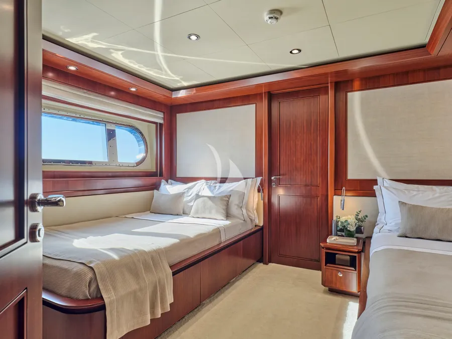PALATIAL, photos 3