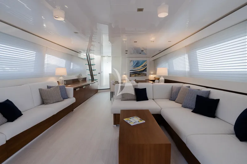 OCEAN DELTA 11, inside 3