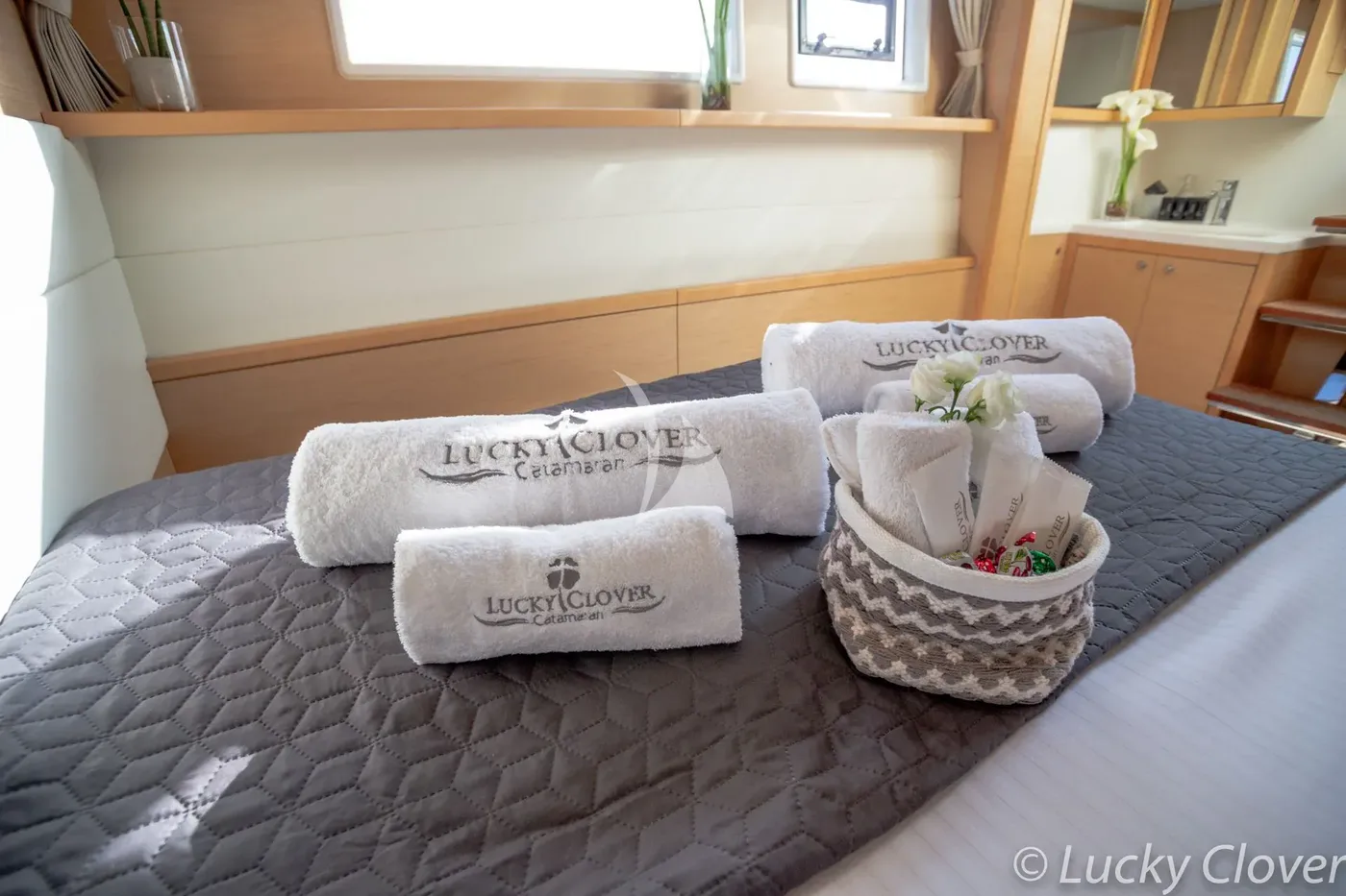 LUCKY CLOVER, cabins 2