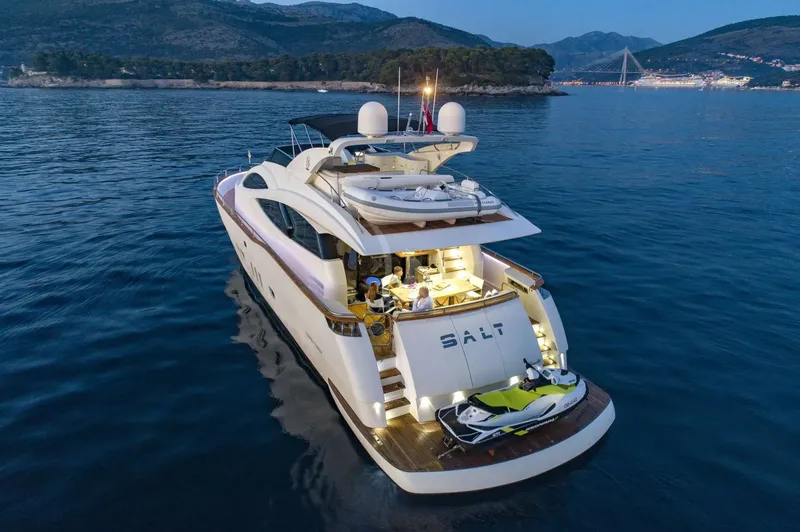 SALT, all photos 5