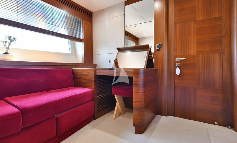 GRACE XI, cabins 3
