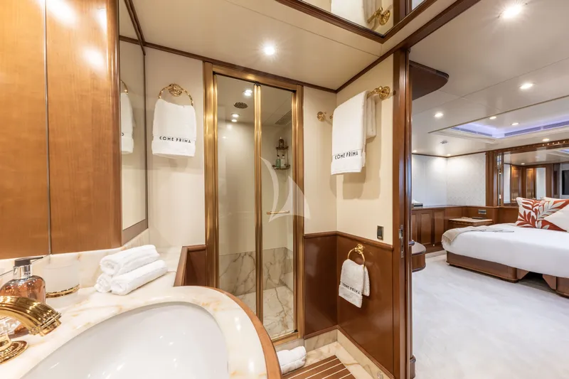 COME PRIMA, cabins 6