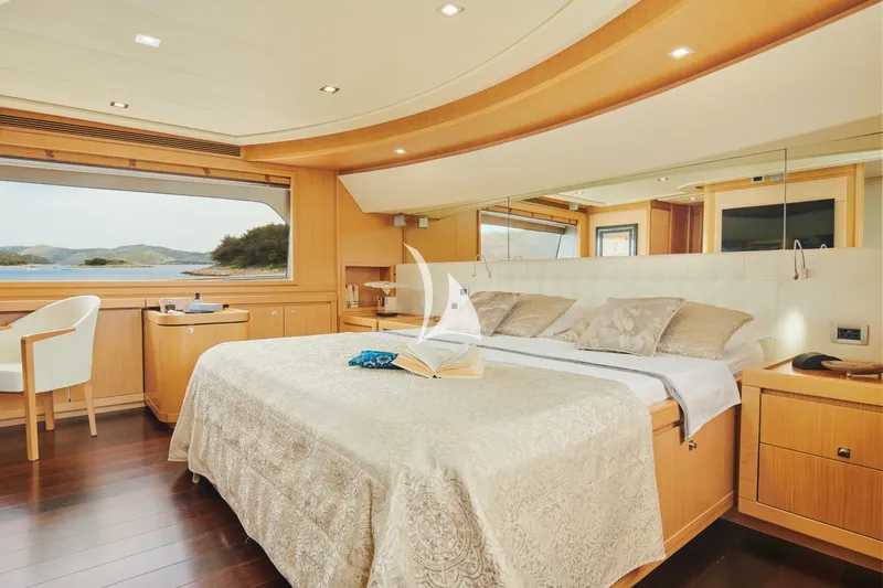 FERRETTI, cabins 2