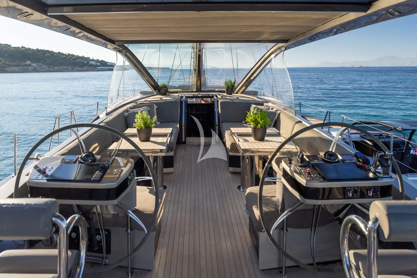 GIGRECA, on deck 1