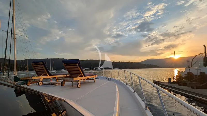A GREAT ESCAPE, on deck 3