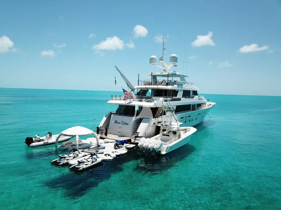BLUE TIME, on deck 5