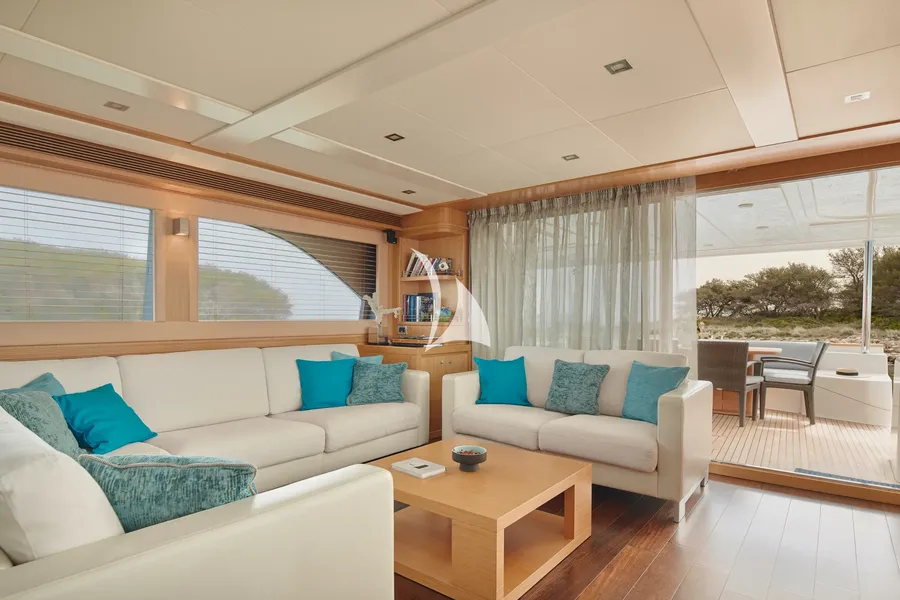 FERRETTI, photos 4