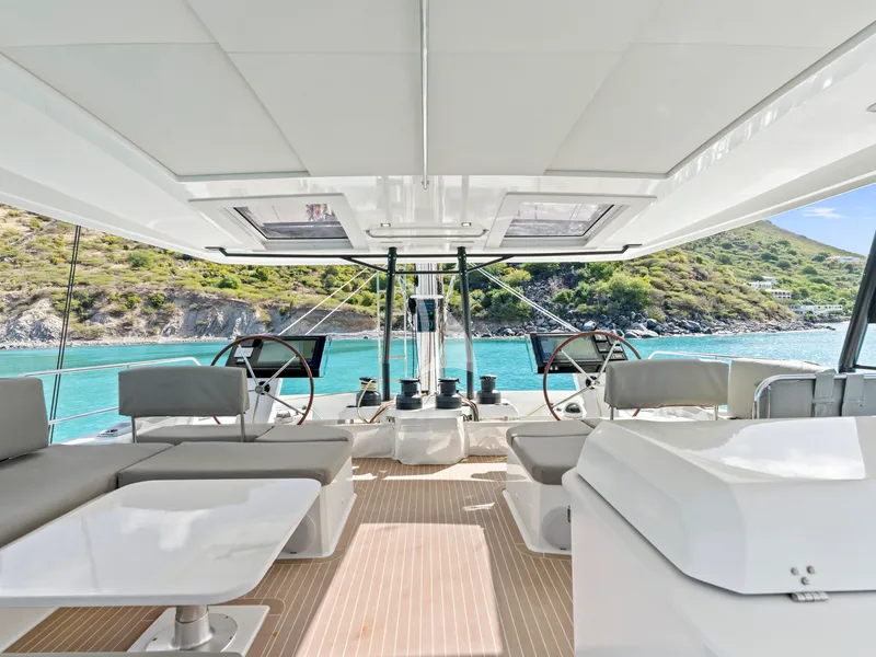 ADEONA, on deck 6