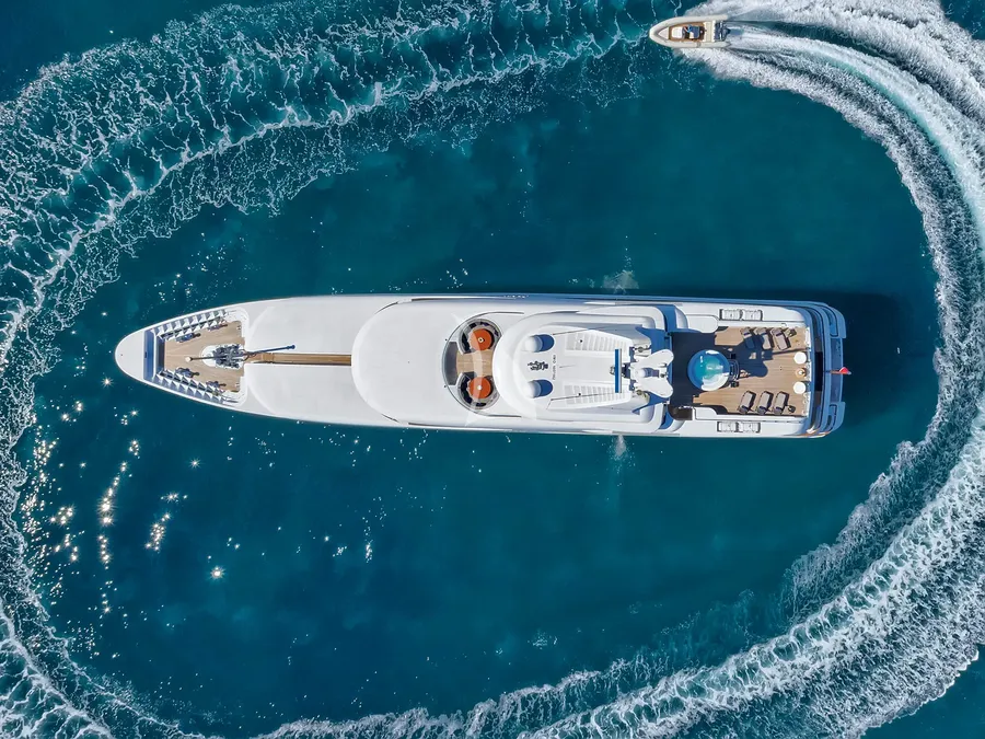 CAPRI I, photos 1