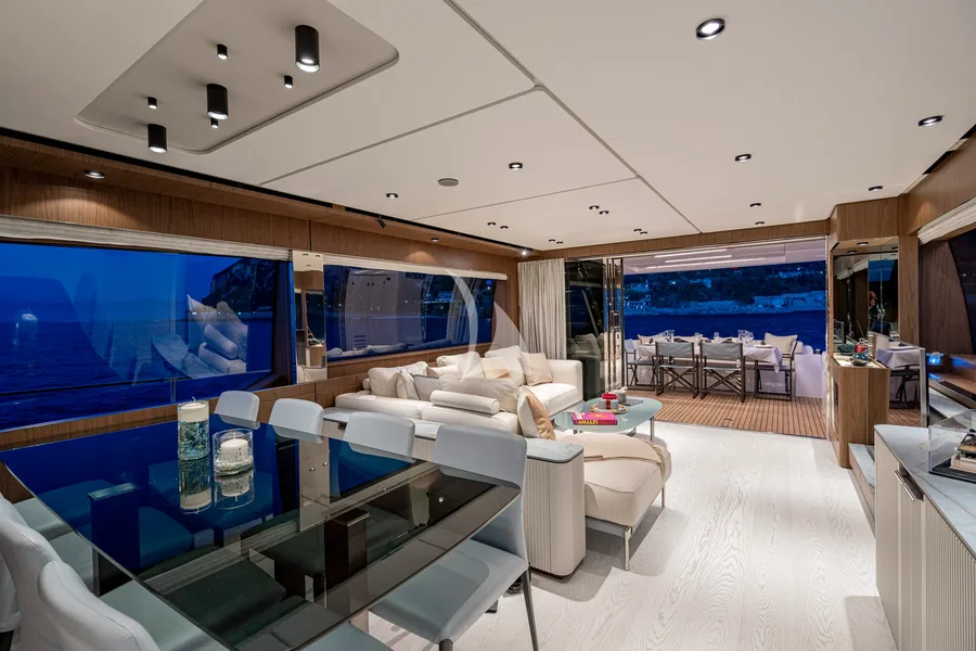 SEA DIAMOND, photos 5